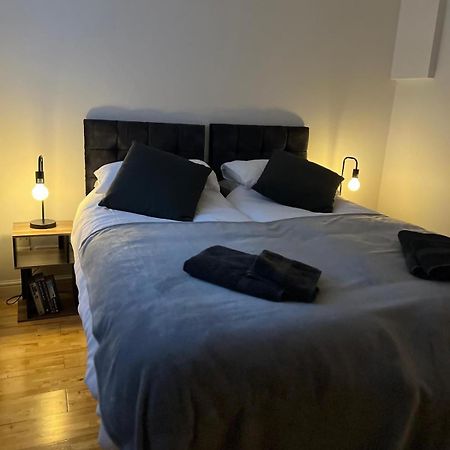 Cozy 1 Bedroom Basement Flat London Exterior foto