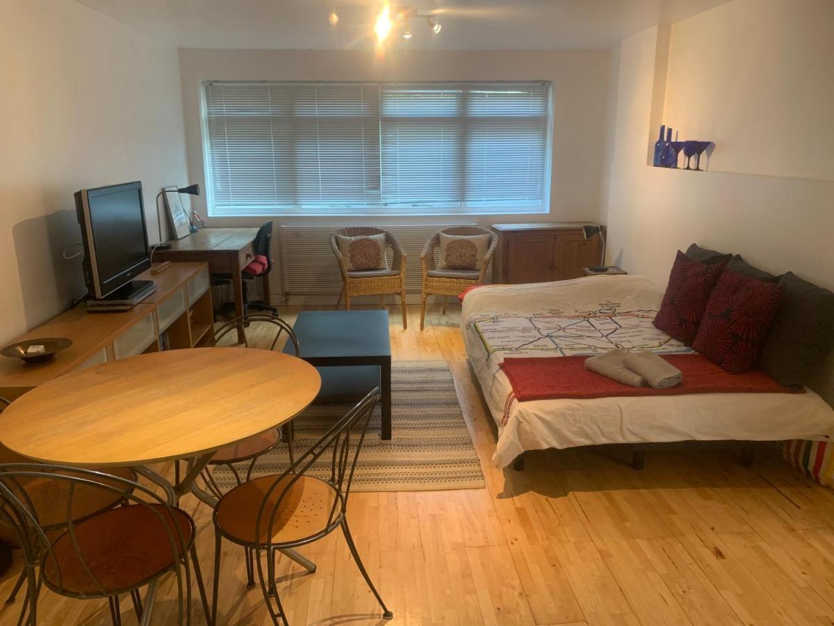Cozy 1 Bedroom Basement Flat London Exterior foto